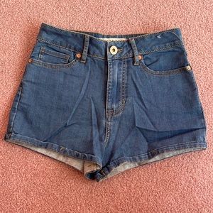 NWT BULLHEAD DENIM Jean Shorts Size 1